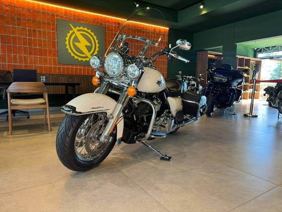HARLEY-DAVIDSON ROAD KING CLASSIC HARLEY-DAVIDSON ROAD KING CLASSIC